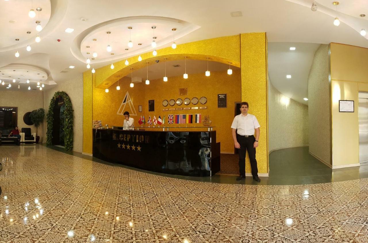 Ambassador Hotel Baku Exteriör bild